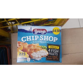Youngs chip shop fish fillets in batter x4 400g